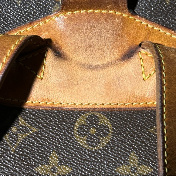 Authentic Louis Vuitton Ellipse Backpack - Picture 5 of 15